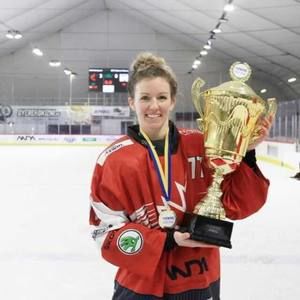 Meet your Posher, Hayley